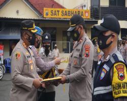 Berdedikasi Tinggi Dalam Tugas Delapan