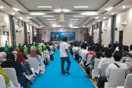 Strategi desa mengepung kota melawan c