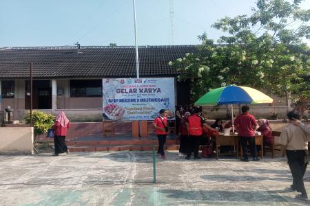 SMP NEGERI 2 BOJONGSARI GELAR KARYA P5