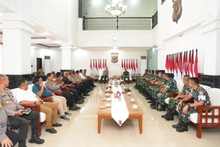 PANGDAM I-BB DAN KAPOLDA SUMUT BAH