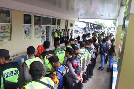 POLRES SUMENEP TERJUNKAN 157 PERSO