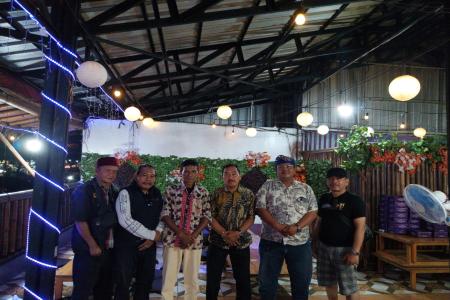 HANGATNYA HALAL BIHALAL FORUM JURN