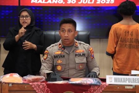 POLRES MALANG UNGKAP KASUS KEKERAS