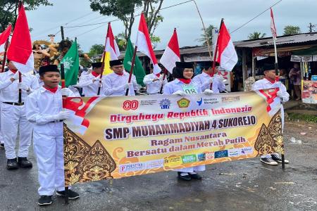 Siswa SMP Muhammadiyah 4 Sukorejo Tunj
