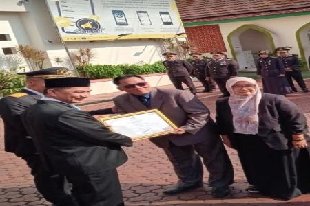 LEBAK RAIH PIAGAM PENGHARGAAN KABU