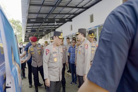 LIBATKAN WARGA SEKITAR, WAKAPOLRI 