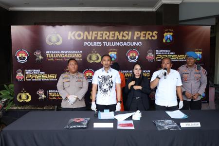 POLISI AMANKAN OKNUM PESILAT DI TU