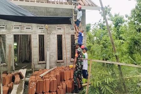 Wujud Kepedulian Terhadap Masyarakat B